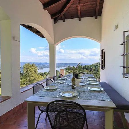 Welcoming With Pool & Views! - Mirella