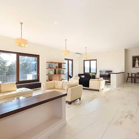 Welcoming With Pool & Views! - Mirella Villa Dagnente