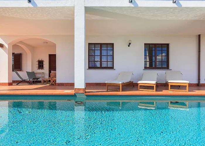 Welcoming With Pool & Views! - Mirella Villa Dagnente