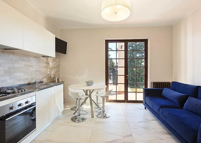 Welcoming With Pool & Views! - Mirella *